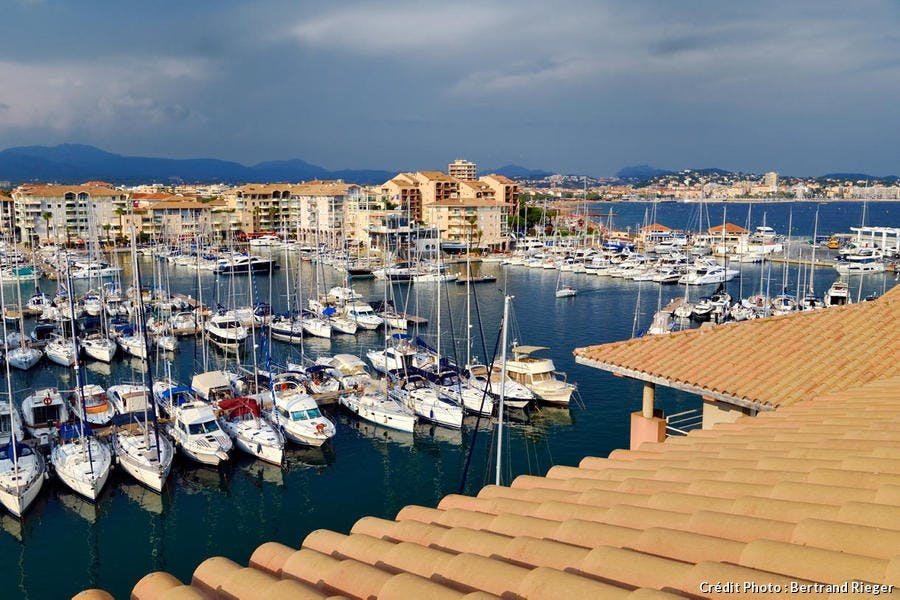 City Break Saint Raphael Et Frejus Detours En France