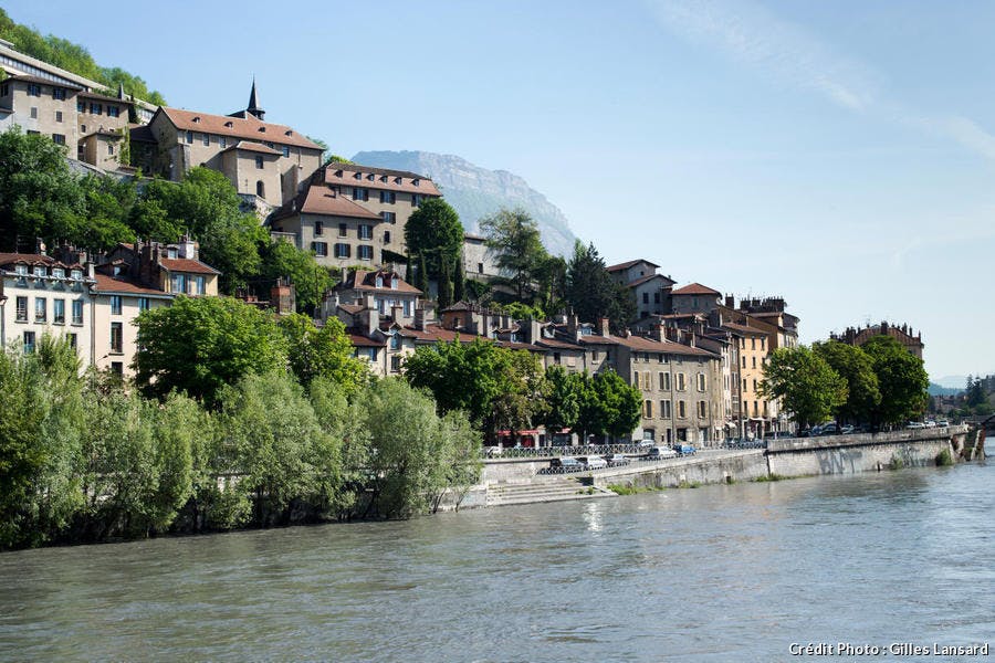 Grenoble L Alchimie Des Epoques Detours En France