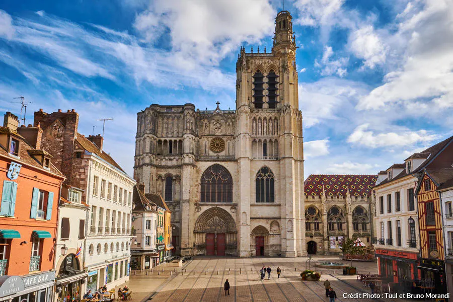 D couvrez Sens En Bourgogne d-couvrez-sens-en-bourgogne