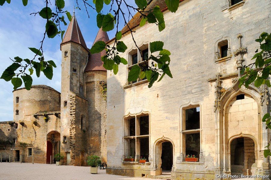 Logis des hôtes, château de Châteauneuf-en-Auxois, Bourgogne 