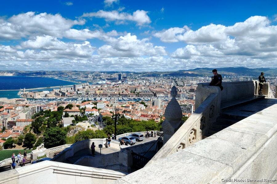 Notre-Dame de la Garde ⋆ tous ses secrets dévoilés ! | Détours en France