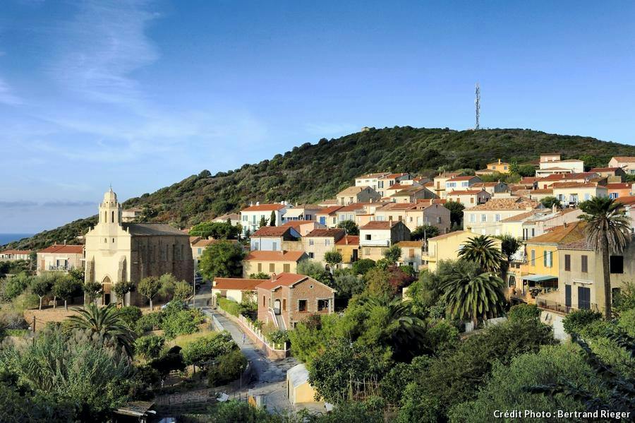 Cargèse : le village Corse à visiter absolument | Détours en France