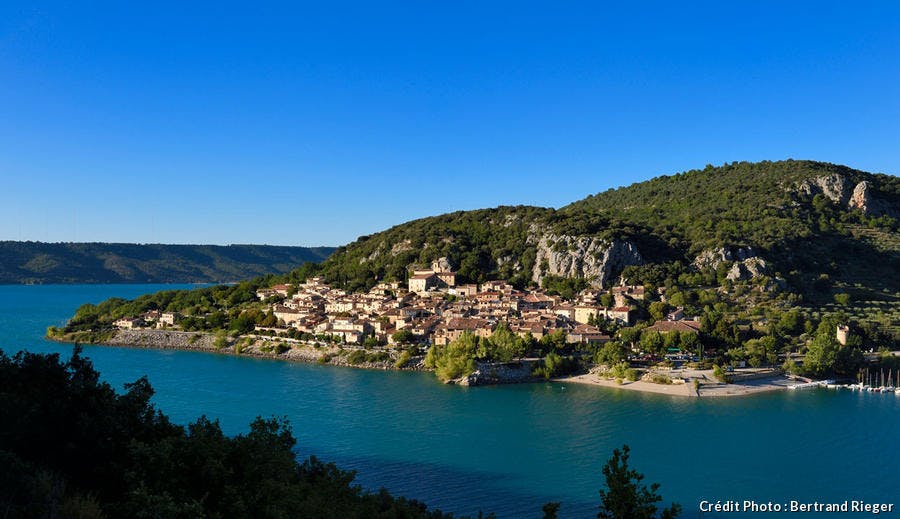 Ces Villages Engloutis Sous L Eau Des Barrages Detours En France