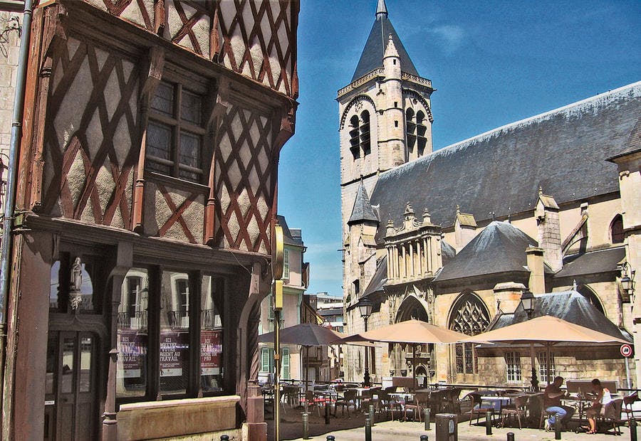 Bourges ce que vous devez voir à Bourges Détours en France Bourges ce que vous devez voir à Bourges Détours en France