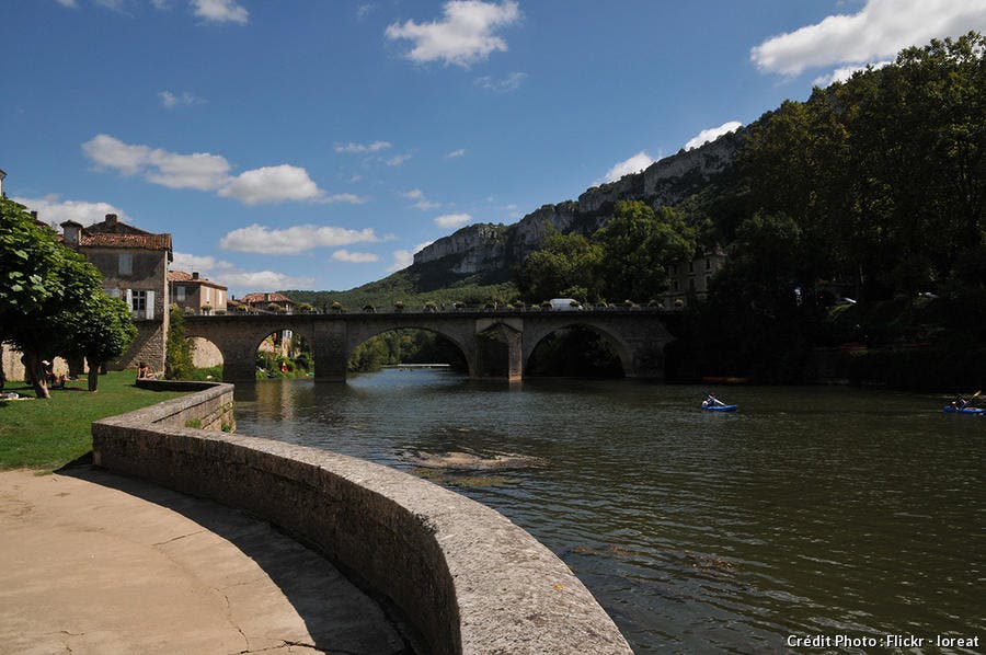 SaintAntoninNobleVal, beau village de Détours en France
