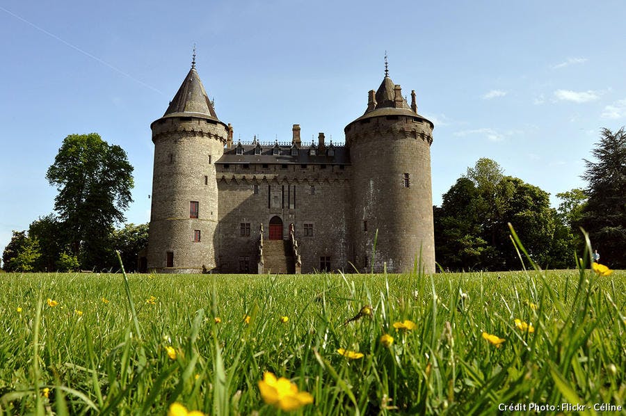 Chateau De Combourg Et Chateaubriand L Histoire Commune Detours En France Chateau De Combourg Et Chateaubriand L Histoire Commune Detours En France
