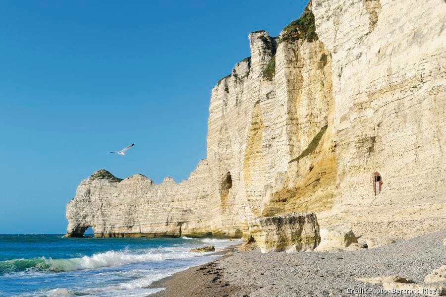 Falaises D Etretat Entre Manche Et Bocages Balade Au Grand Air En Normandie Falaises D Etretat Entre Manche Et Bocages Balade Au Grand Air En Normandie