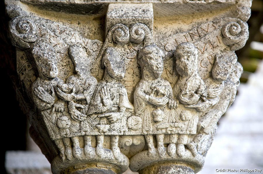 Détail des colonnettes du cloitre de l'abbaye de Moissac 