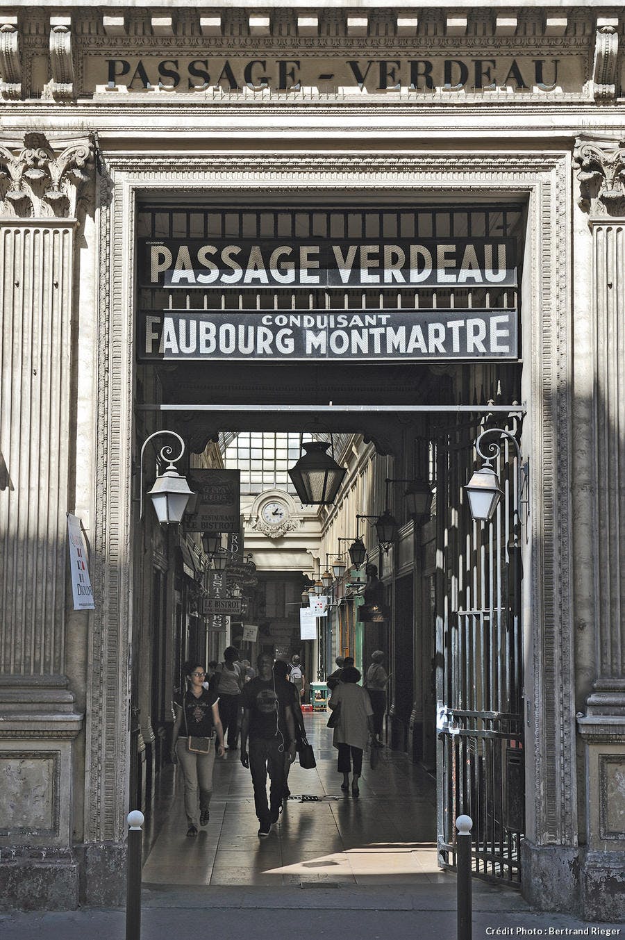 Paris : Passages couverts : les raccourcis romantiques Dt156_paris_pass_verdeau_br