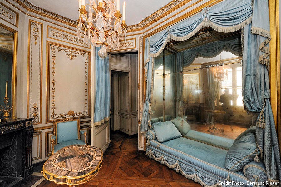Versailles : le grand appartement de la Reine - Détours en France
