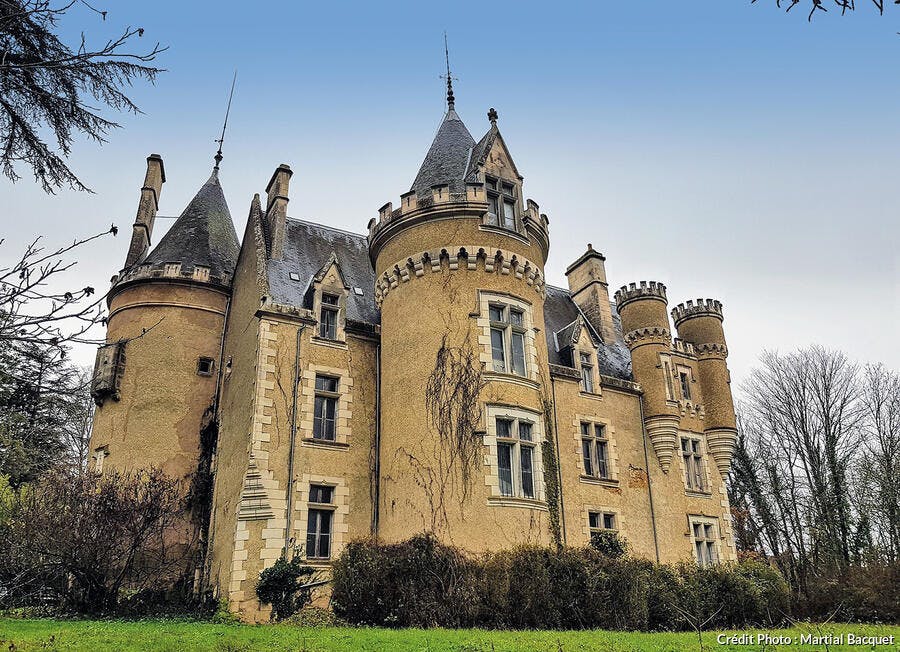 Château de Fougeret 