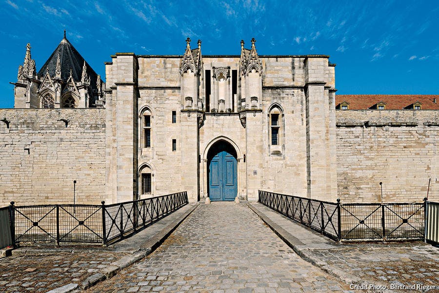 22 Chateaux Forts A Visiter Absolument En 21 Detours En France 22 Chateaux Forts A Visiter Absolument En 21 Detours En France