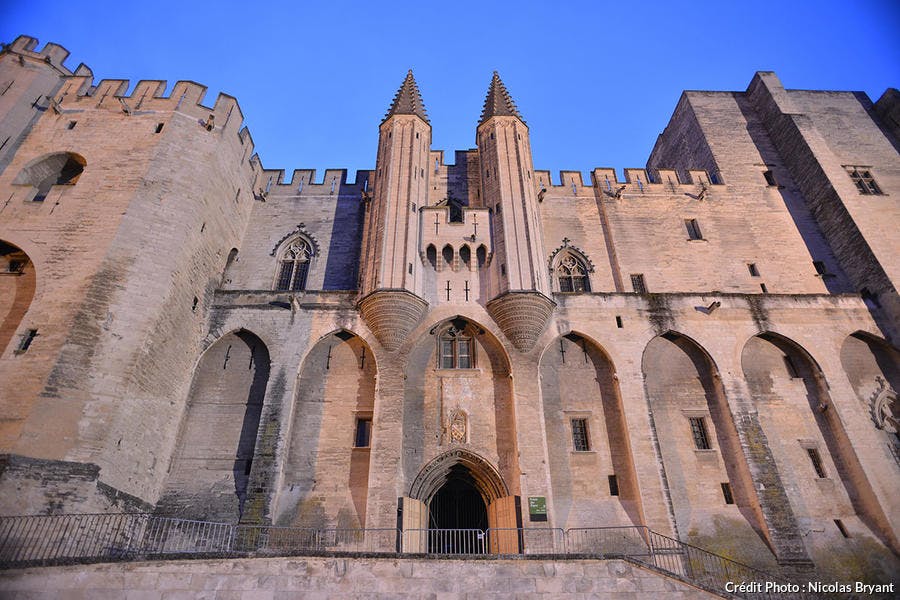 10 Choses A Faire Absolument A Avignon En 2020 Detours En France